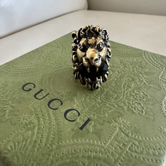 NEW Gucci Lion Head Gold Ring Black Stone Size 23 IT 10.5 US - Picture 8 of 9